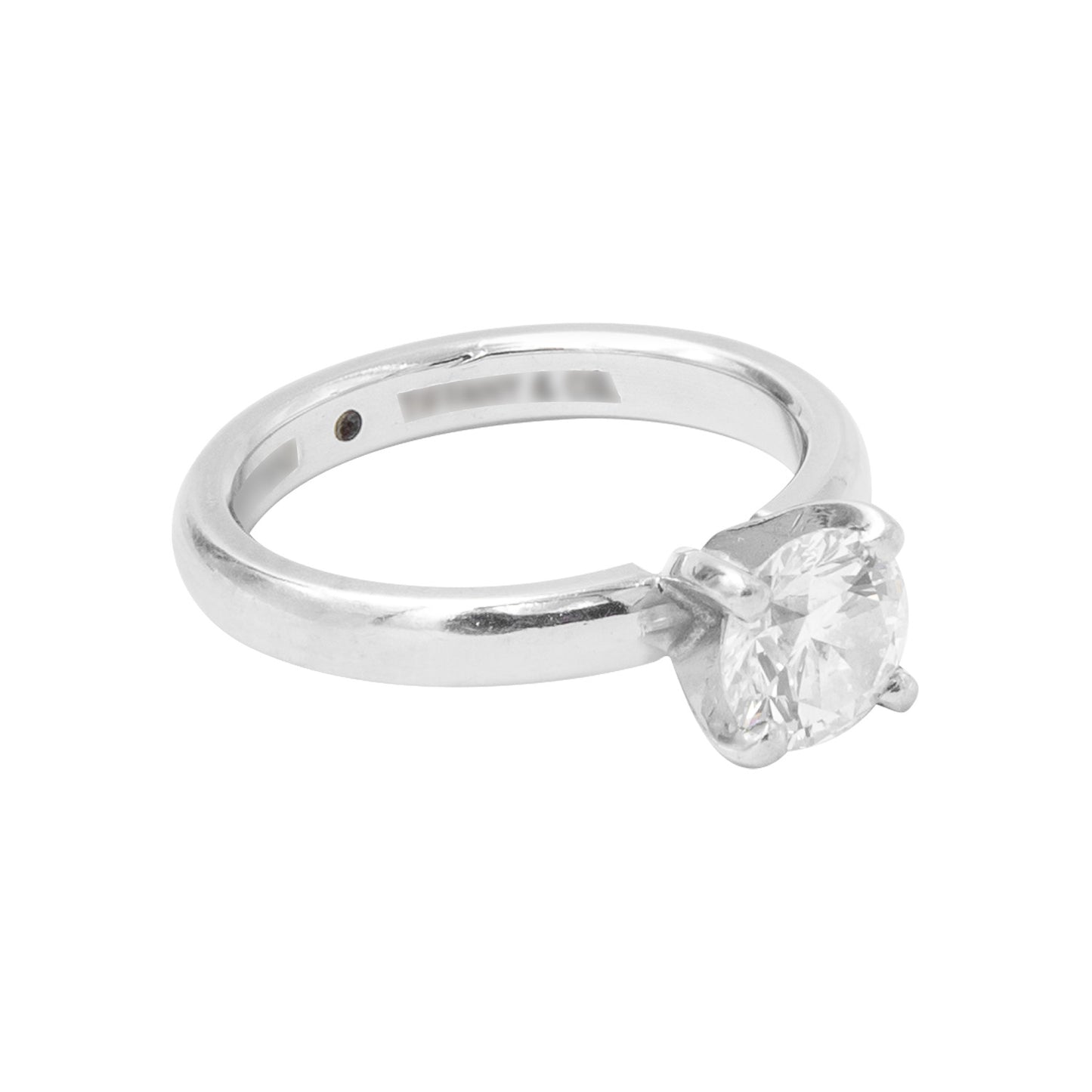 Anillo tipo solitario en platino 1.05CT