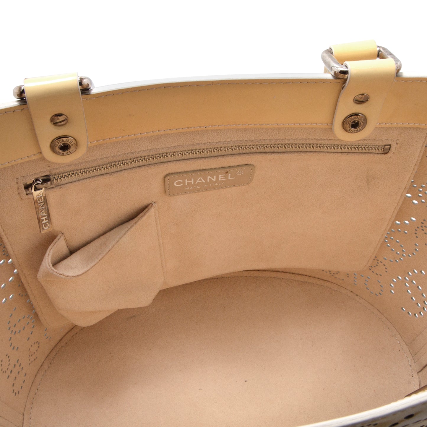 Bolso Tote Diseño Perforado