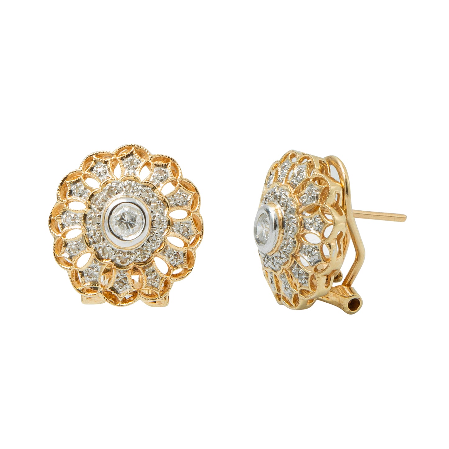 VENDIDO Par de Aretes Diseño Flor Oro