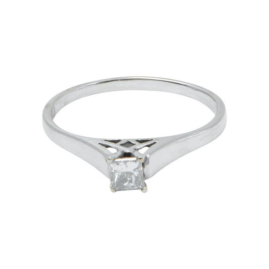 Anillo Tipo Solitario 0.30 CT