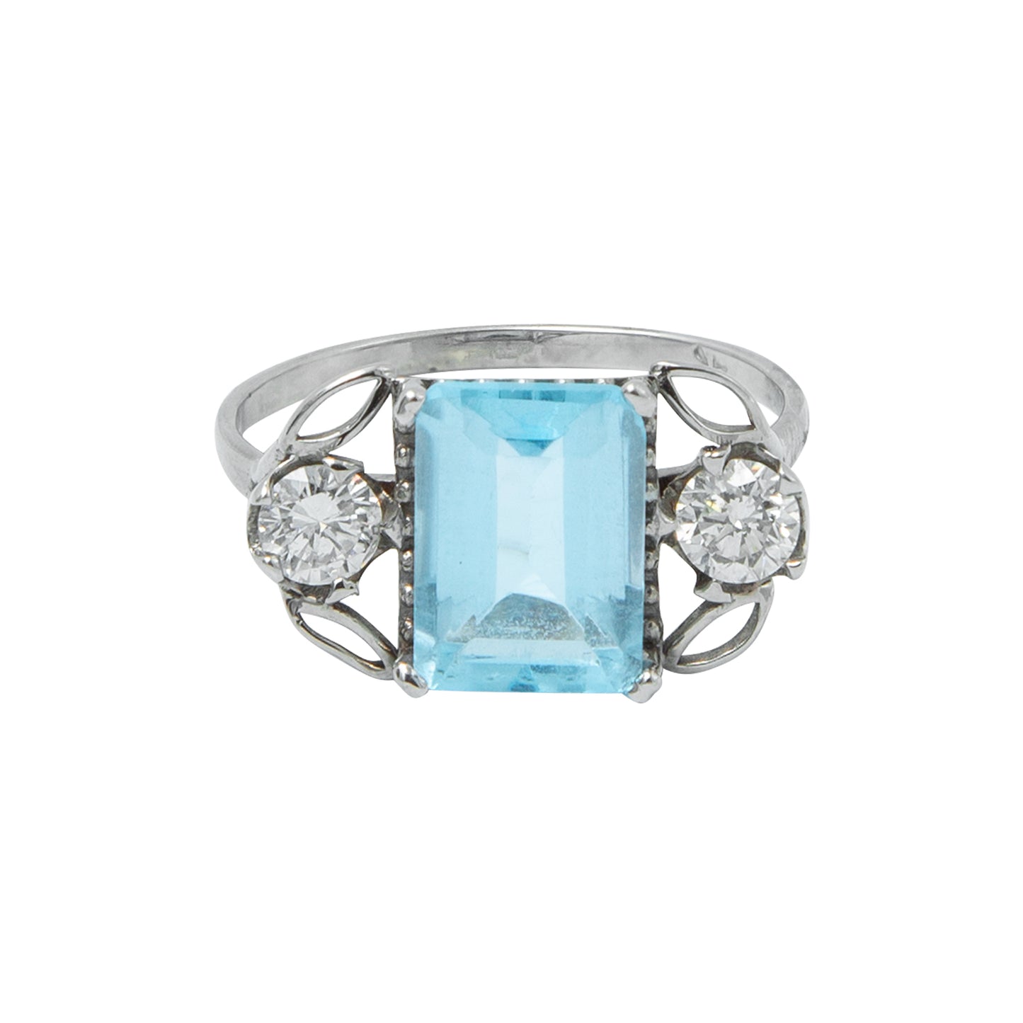 VENDIDO Anillo Diseño Especial Piedra Celeste