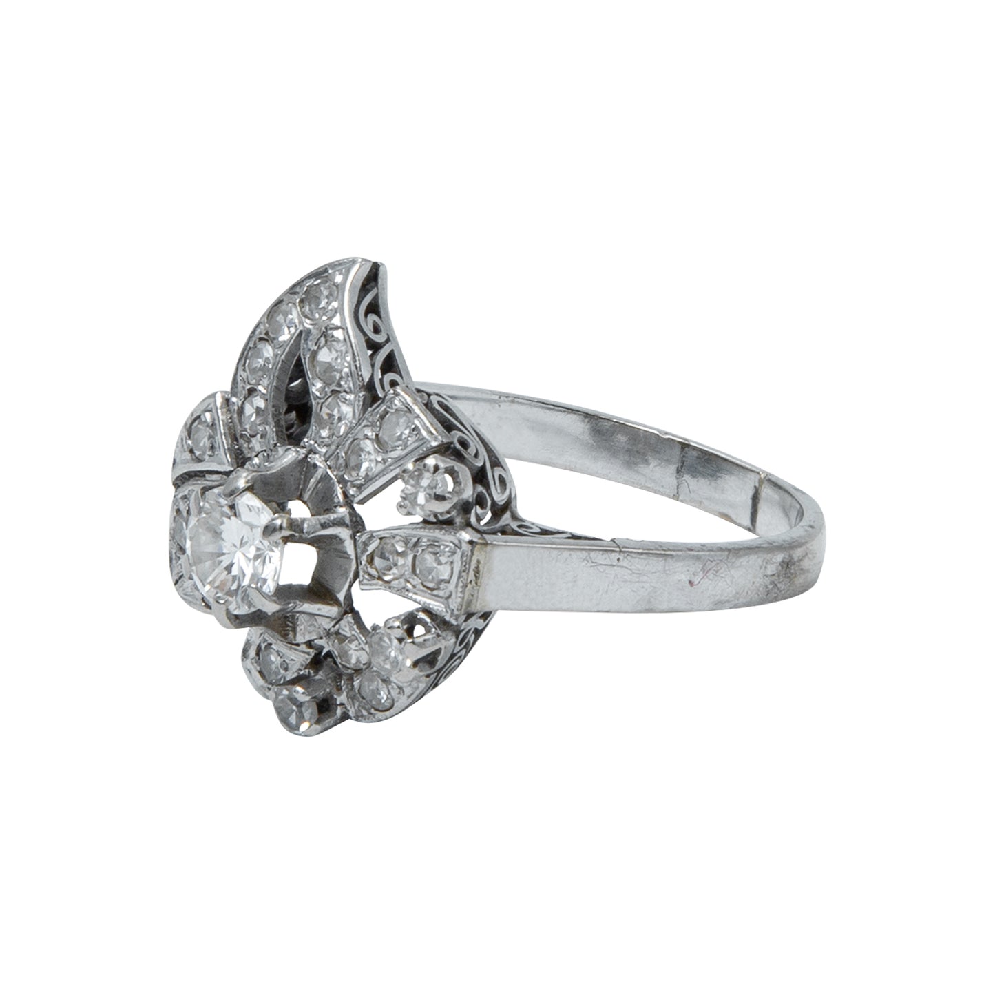VENDIDO Anillo Diseño Antiguo Oro 10k