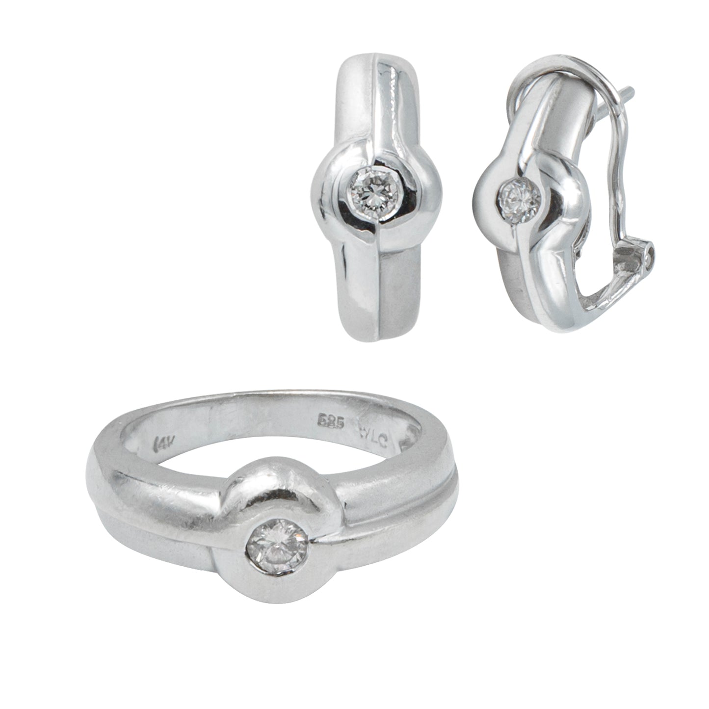 VENDIDO Juego de Aretes y Anillo 0.30 CT
