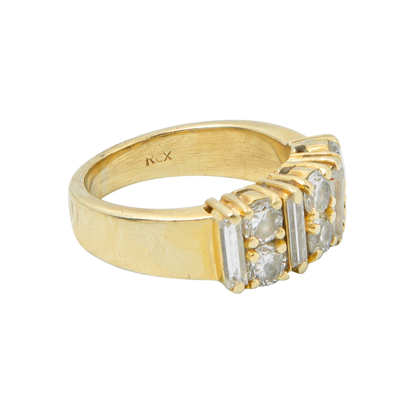 Anillo diseño especial en oro amarillo 18k