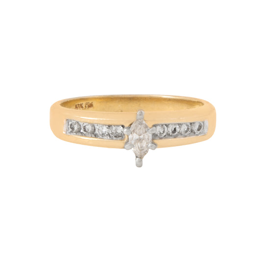 Anillo Solitario Marquise .20 CT