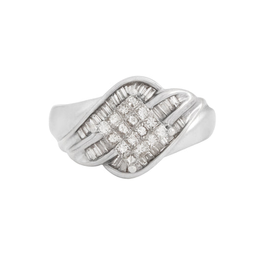 Anillo Brillante Entrelazado