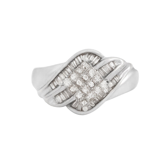 Anillo Brillante Entrelazado