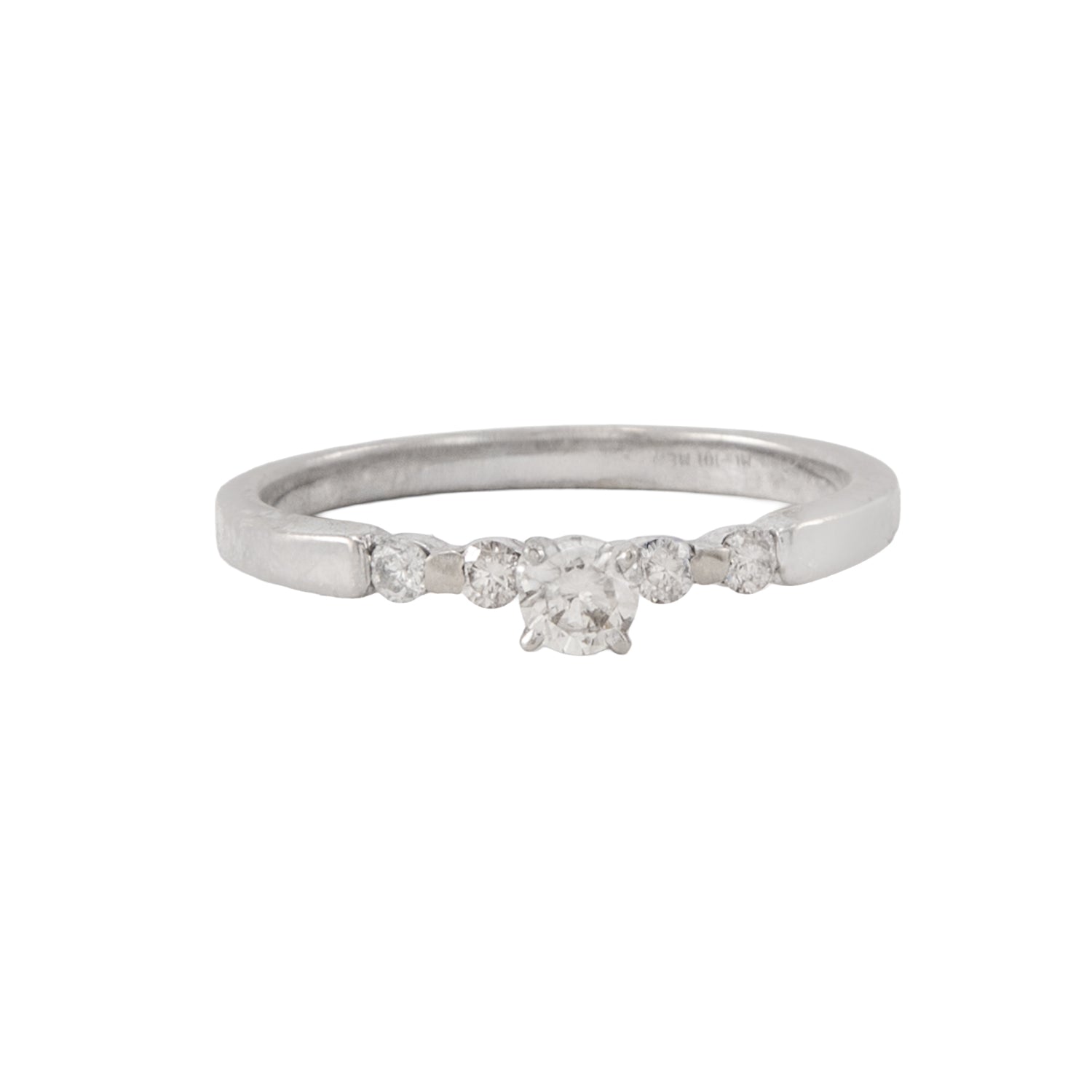 Anillo Solitario .14 CT