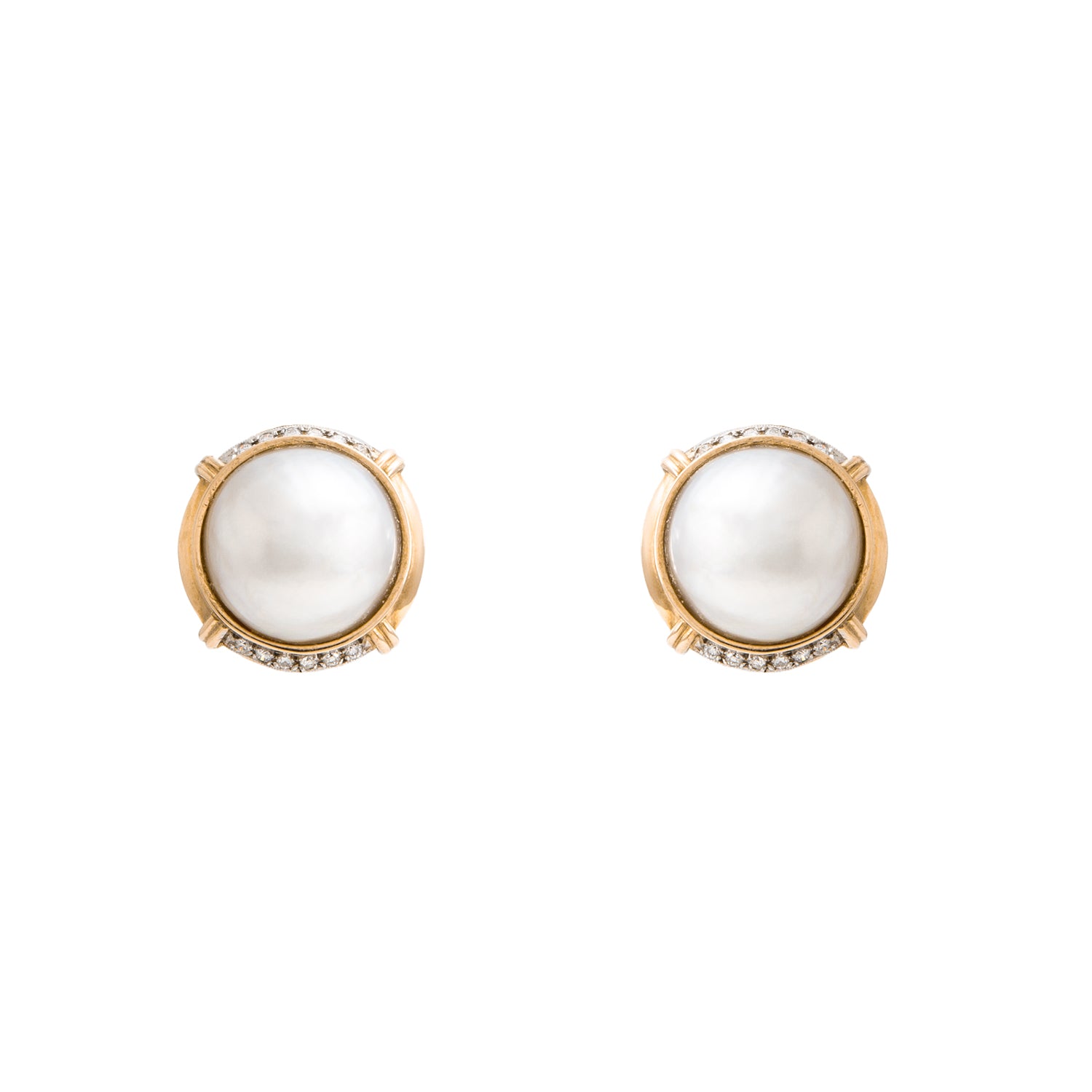 Juego de Aretes y Anillo en Oro Amarillo de 14k con Perlas y Diamantes
