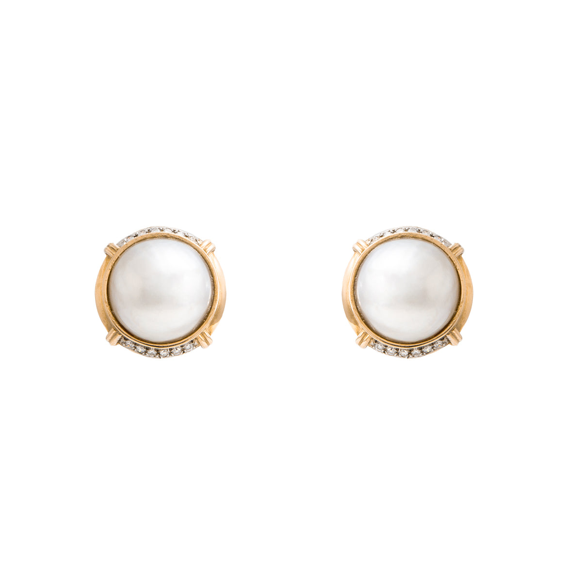 Juego de Aretes y Anillo en Oro Amarillo de 14k con Perlas y Diamantes