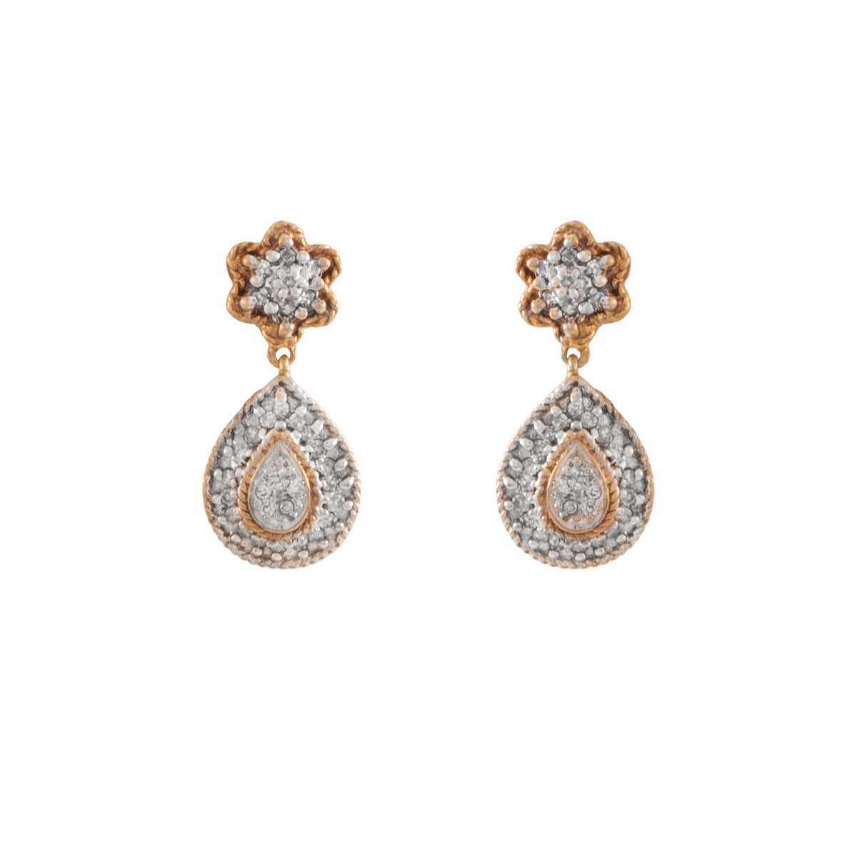 Aretes Diseño Gota en Oro Amarillo de 10k con Diamantes
