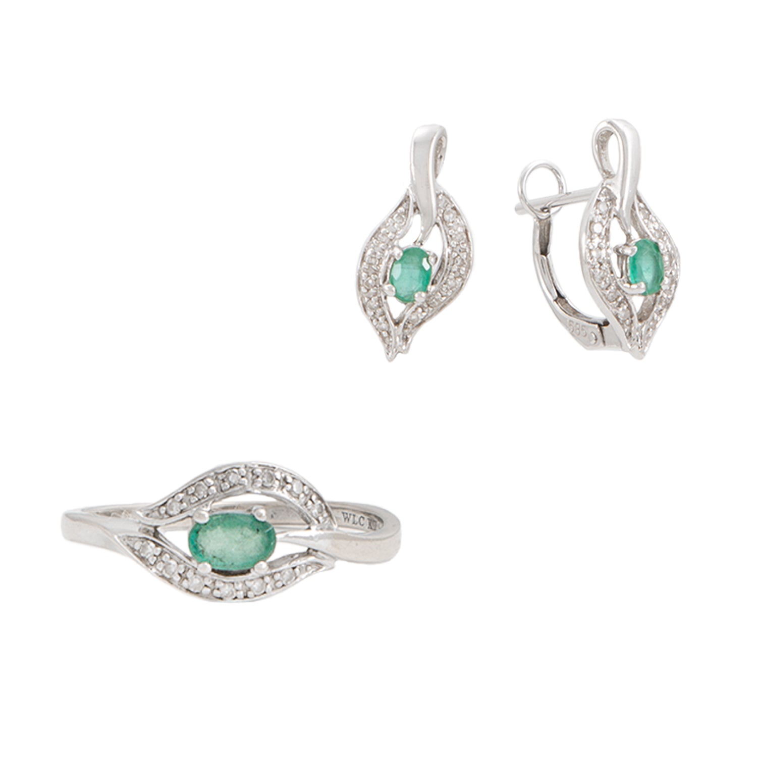 Juego de Aretes y Anillo con Esmeraldas y Chispas de Diamante