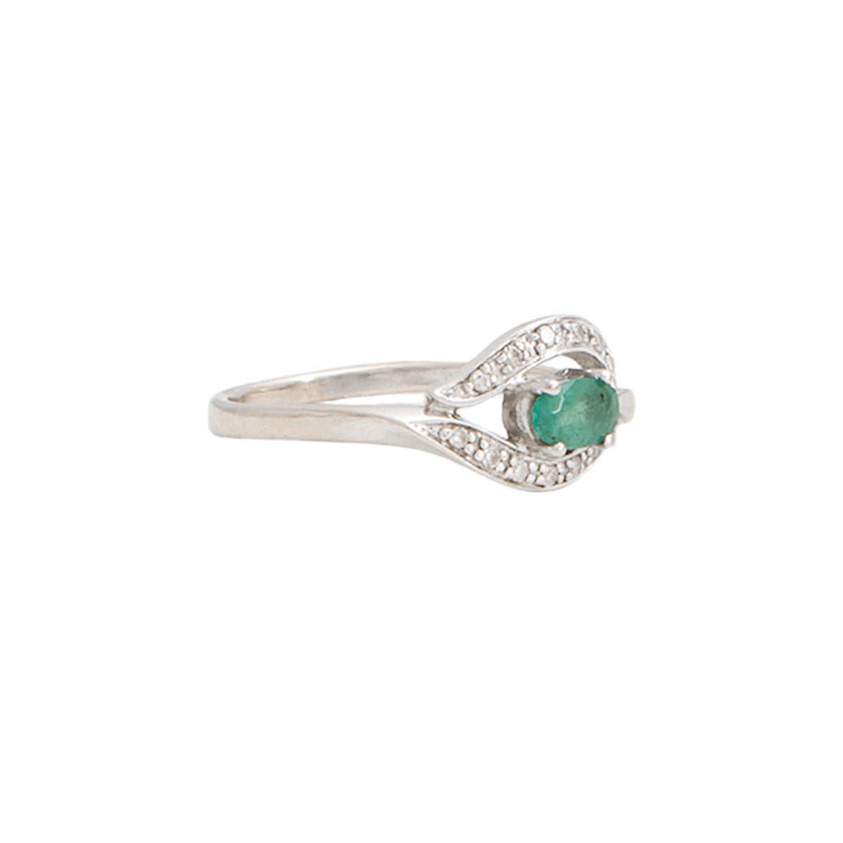 Juego de Aretes y Anillo con Esmeraldas y Chispas de Diamante