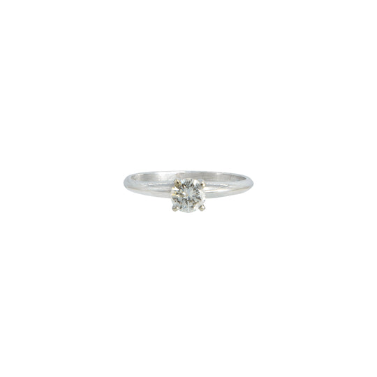 Anillo Solitario Oro Blanco .52 CT