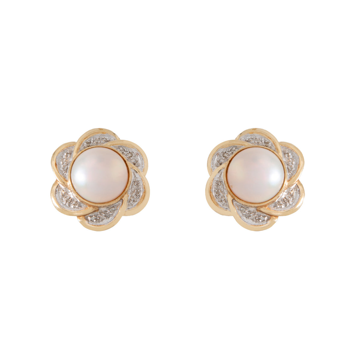 Juego de Aretes y Anillo Diseño Flor 14K con Diamantes