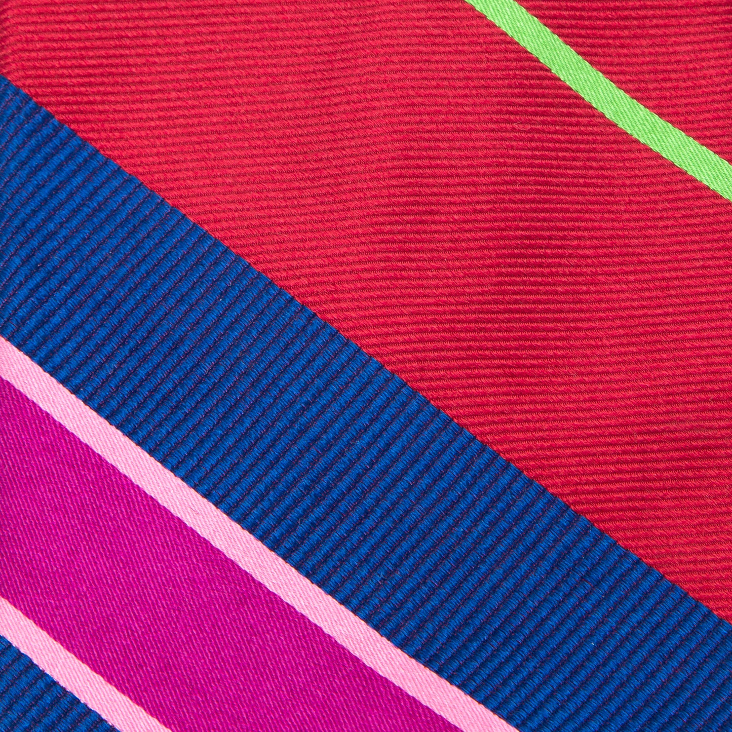 Corbata Multicolor en Rayas Diagonales