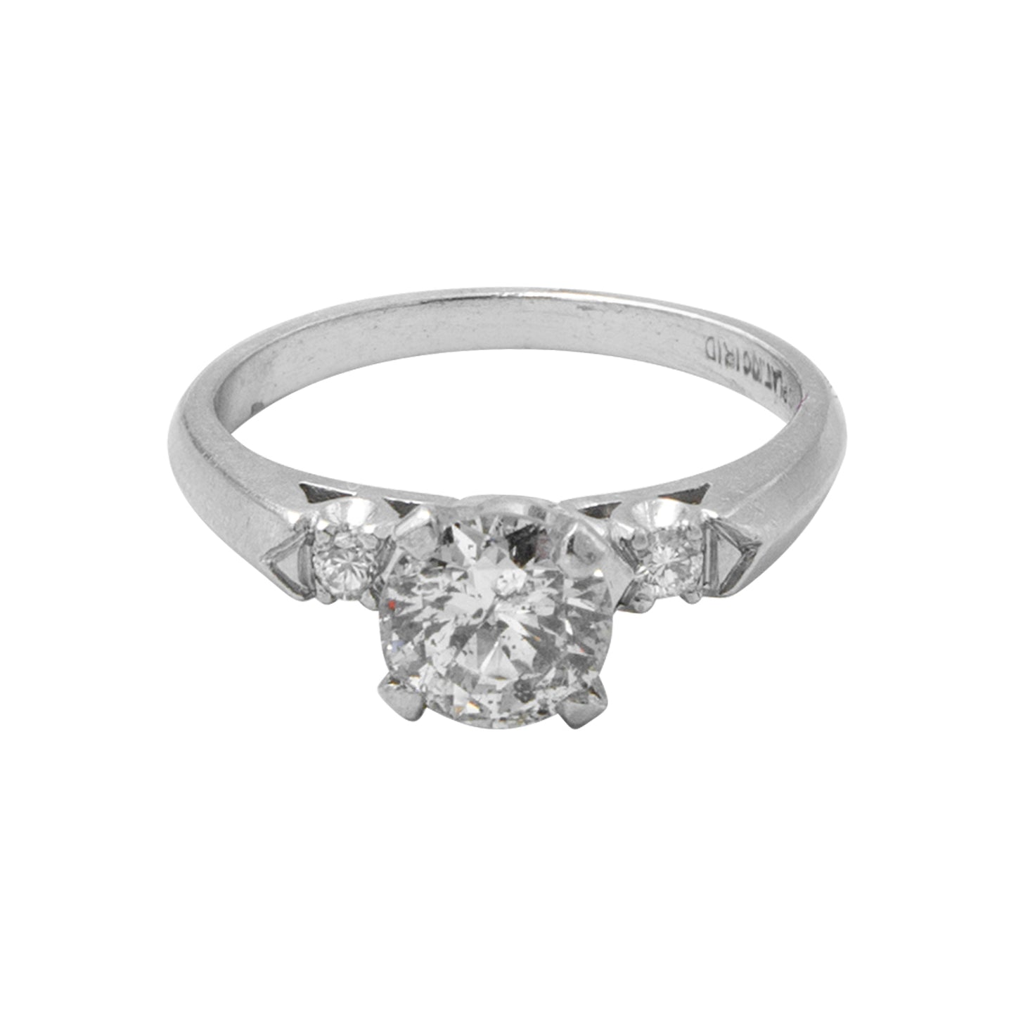 Anillo tipo solitario con diamante de 1.05 CT