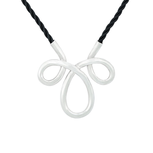 Collar Forma Curvada - Boutique San Agustín