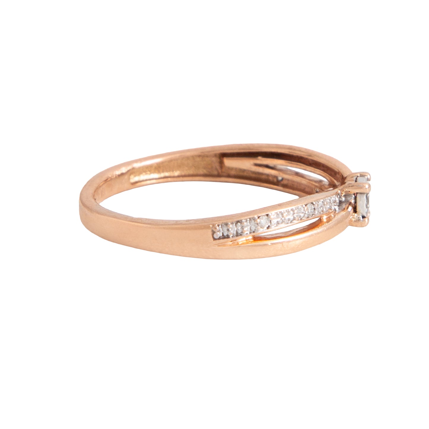 VENDIDO Anillo Diseño Entrelazado