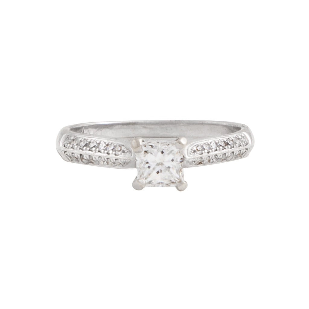 Anillo Solitario .37 CT
