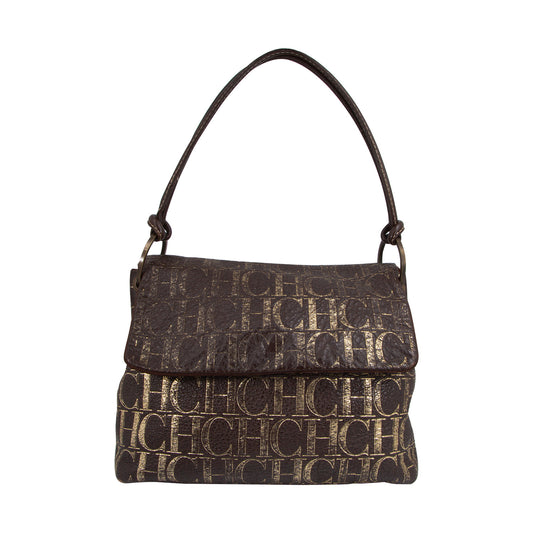 Bolso con Monograma Metálico