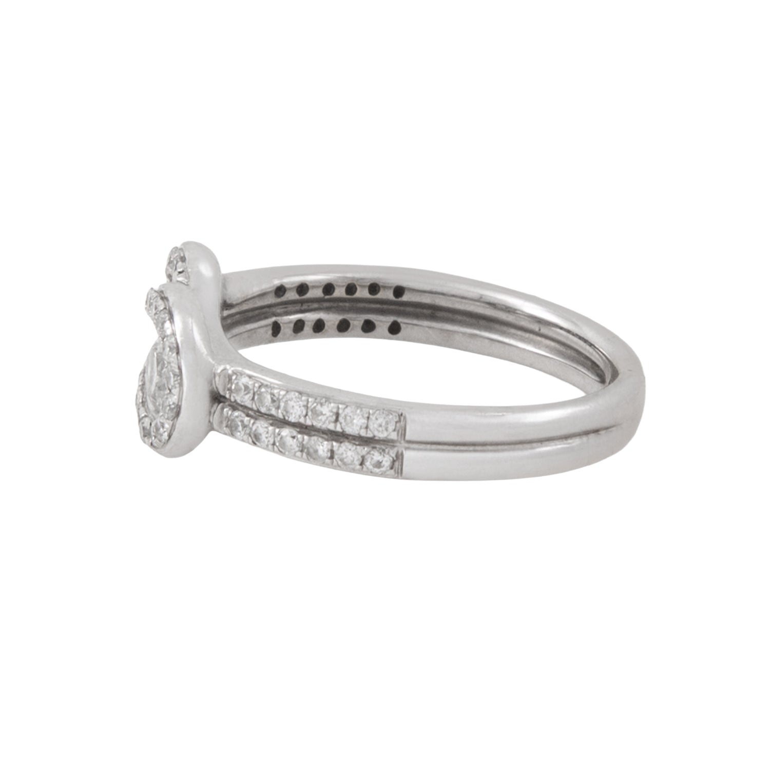 Anillo Nudo con Diamantes