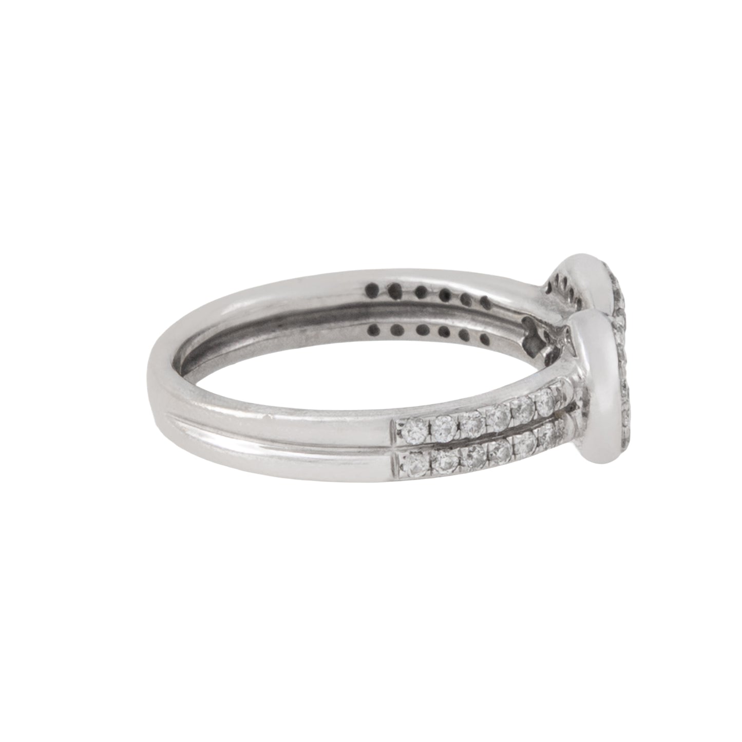 Anillo Nudo con Diamantes