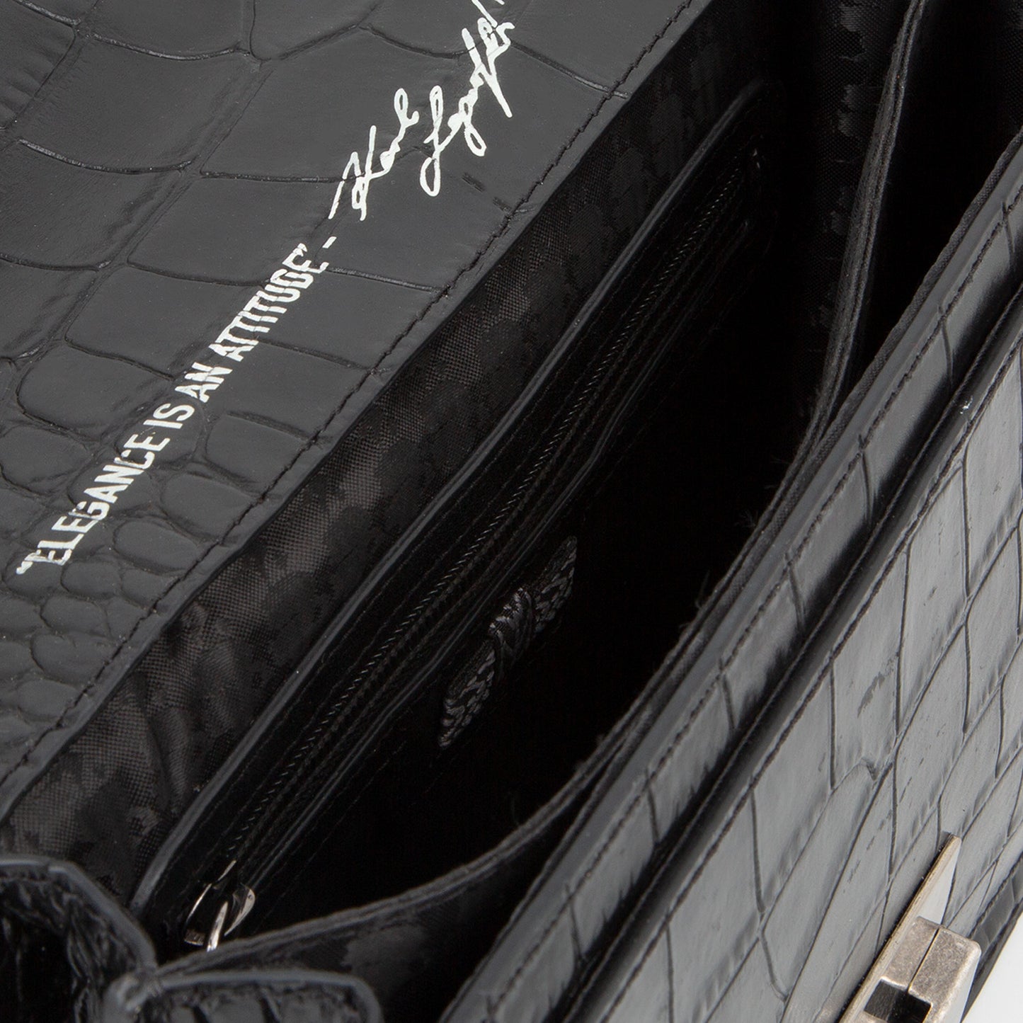 VENDIDO Crossbody Corinne