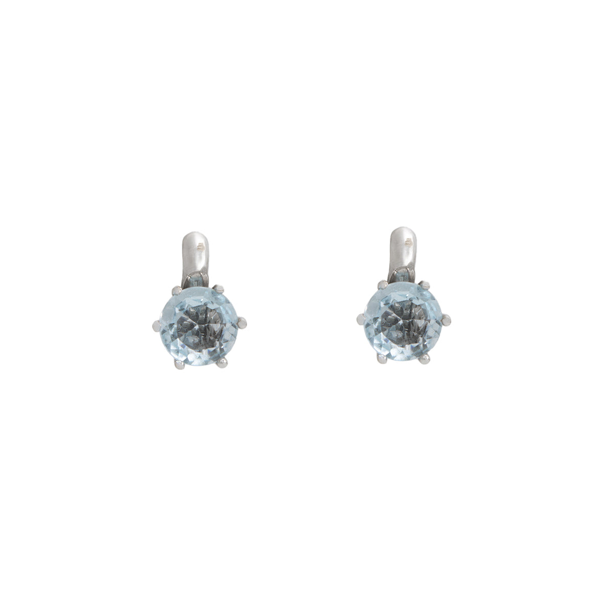 Juego de Anillo y Aretes en Oro Blanco de 18k con Topacios