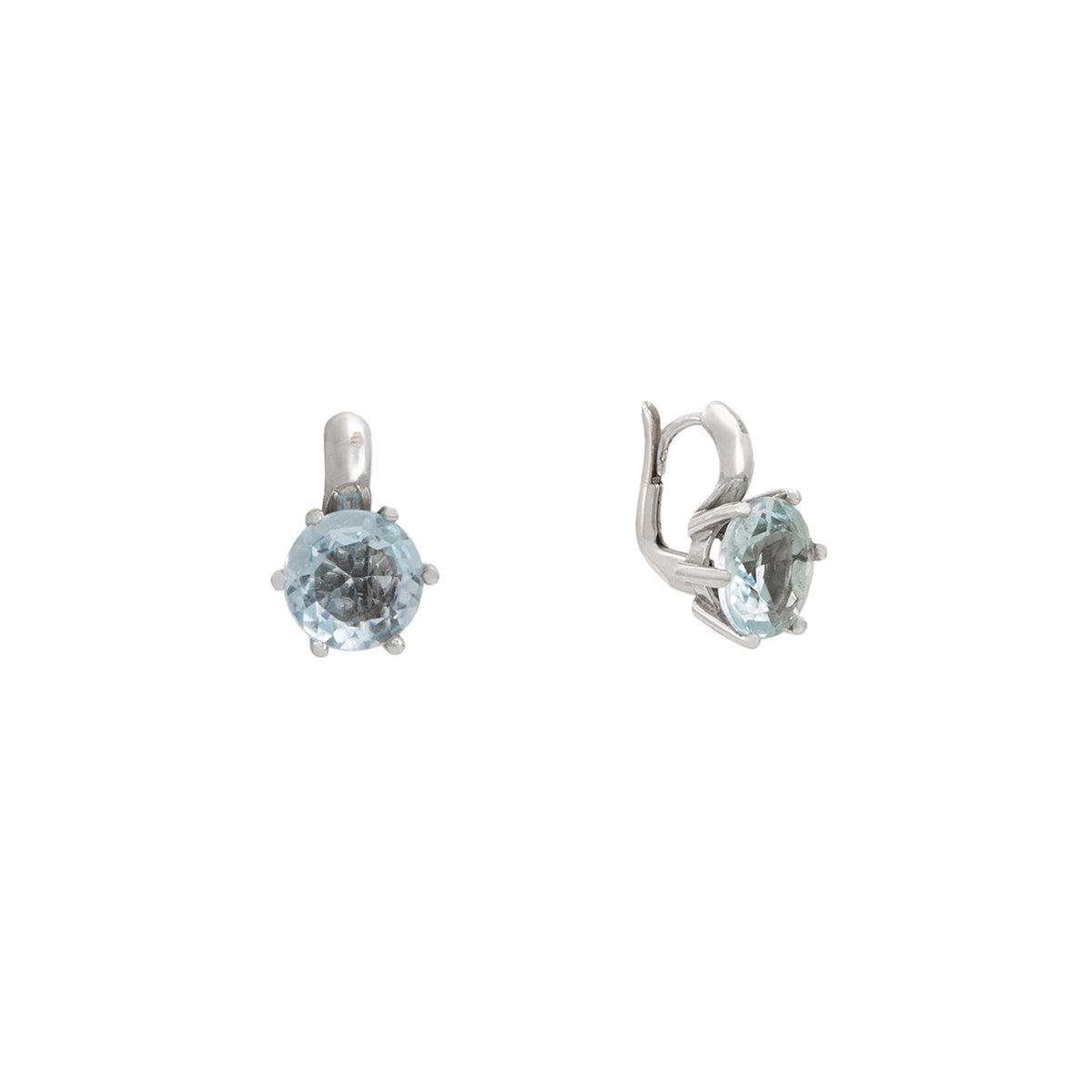 Juego de Anillo y Aretes en Oro Blanco de 18k con Topacios