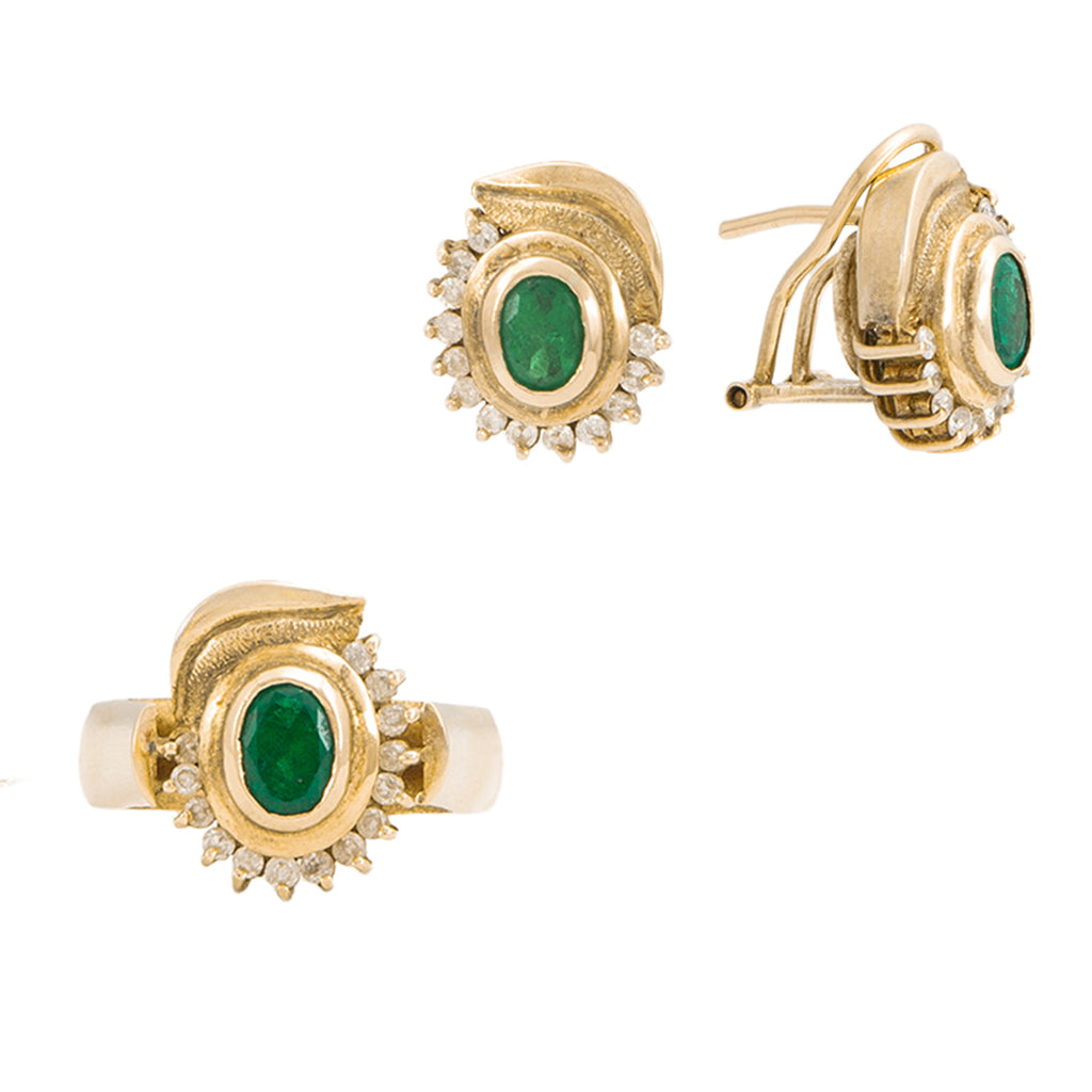 Juego de Aretes y Anillo con Diamantes y Esmeraldas