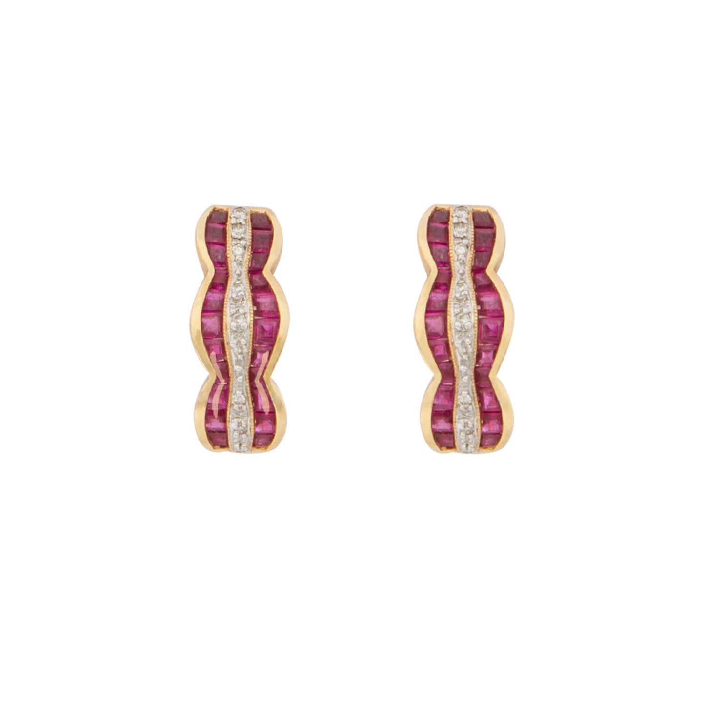 VENDIDO Aretes Diseño Especial Con Piedras en Color Rojo